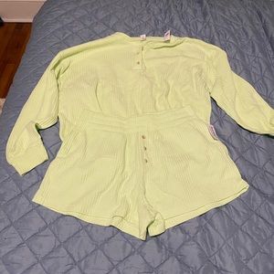Old navy waffle knit set size medium